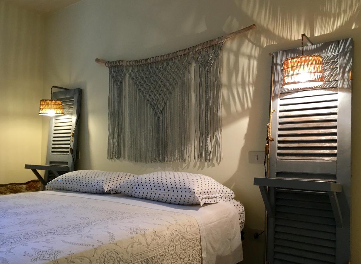 Masseria Lu Iundulu Bed & Breakfast *